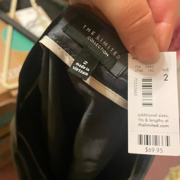 NWT THE LIMITED CLASSIC GRAY PENCIL SKIRT - Picture 4 of 5